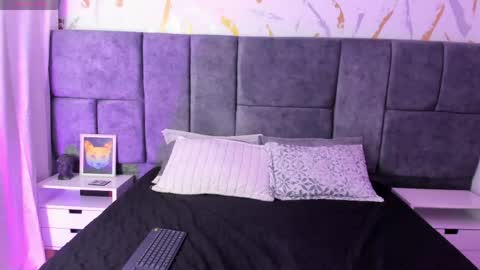 Snapshot of atenea_velle chatting on 04/24/26, 03:31 atenea velle online show from 04/24/26, 03:31
