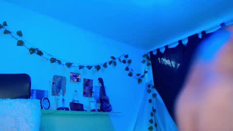 Atenea online show from 12/29/24, 03:24