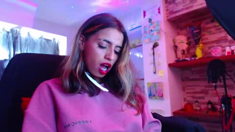 Atenea online show from 02/20/25, 06:02