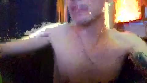 Snapshot of athandrew chatting on 01/20/25, 05:26 jonnyandrew online show from 01/20/25, 05:26