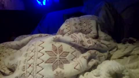 Snapshot of athandrew chatting on 01/25/25, 04:03 jonnyandrew online show from 01/25/25, 04:03