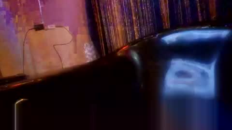 Snapshot of athandrew chatting on 02/07/25, 10:50 jonnyandrew online show from 02/07/25, 10:50