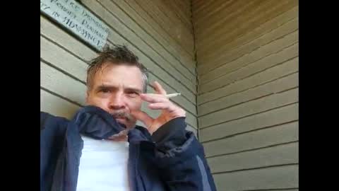 Snapshot of athandrew chatting on 11/30/25, 04:33 jonnyandrew online show from 11/30/25, 04:33