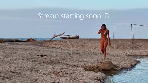 ATENEA MAKRI online show from 12/04/25, 04:48