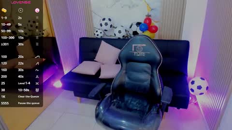 Snapshot of athenaa_tay chatting on 07/04/26, 03:13 Atenea online show from 07/04/26, 03:13