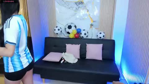 Snapshot of athenaa_tay chatting on 07/08/26, 03:33 Atenea online show from 07/08/26, 03:33