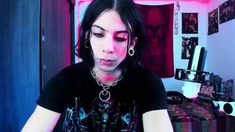 athenauwu online show from 12/05/25, 06:33