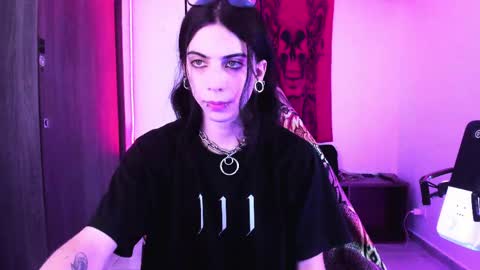 Snapshot of atheneoo_ chatting on 05/19/26, 07:37 athenauwu online show from 05/19/26, 07:37
