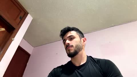 Snapshot of athlete_boy22 chatting on 11/22/25, 07:35 Atlas online show from 11/22/25, 07:35