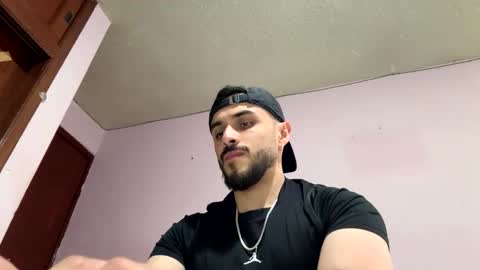 Snapshot of athlete_boy22 chatting on 12/20/25, 08:05 Atlas online show from 12/20/25, 08:05