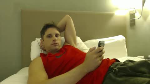 Snapshot of athleteguy55555 chatting on 02/03/26, 05:27 tommycb55555 online show from 02/03/26, 05:27