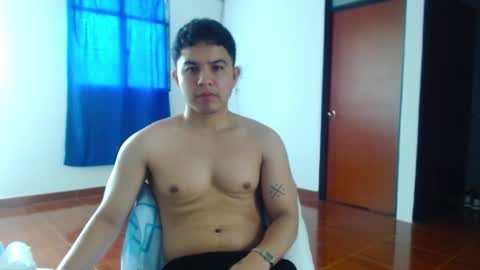 Robin online show from 11/11/25, 04:40