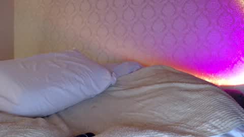 Snapshot of athleticloganx chatting on 02/20/26, 12:51 AthleticLoganX online show from 02/20/26, 12:51