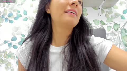 Snapshot of atilana_diaz chatting on 12/11/24, 01:49 Atilana Diaz online show from 12/11/24, 01:49