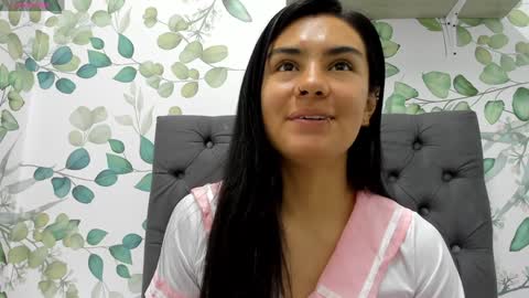 Snapshot of atilana_diaz chatting on 12/20/24, 02:05 Atilana Diaz online show from 12/20/24, 02:05