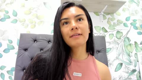 Snapshot of atilana_diaz chatting on 01/03/25, 01:47 Atilana Diaz online show from 01/03/25, 01:47