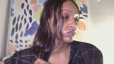 Snapshot of atirahcali chatting on 12/18/25, 11:16 AtirahCali online show from 12/18/25, 11:16