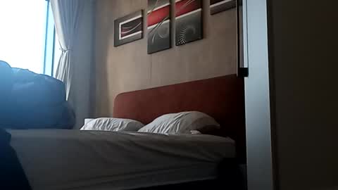 Snapshot of atlanticthunder chatting on 10/23/25, 09:08 Rick online show from 10/23/25, 09:08