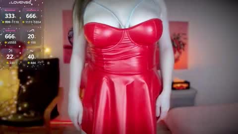 Snapshot of atlantisdreams chatting on 04/03/26, 07:23 Coral online show from 04/03/26, 07:23