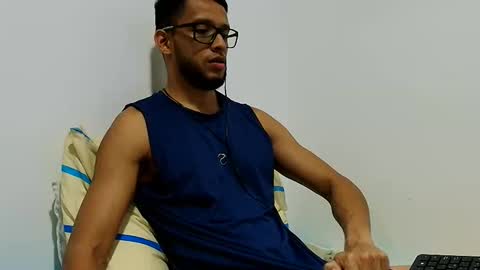 Snapshot of atorres21 chatting on 06/04/26, 02:50 Torres online show from 06/04/26, 02:50