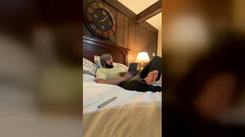 Alejandro online show from 02/01/26, 02:10