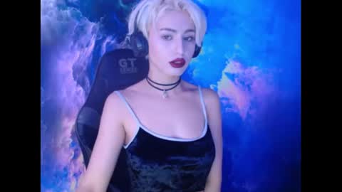 Snapshot of aubrey_rock chatting on 01/14/25, 01:49 Aubrey online show from 01/14/25, 01:49