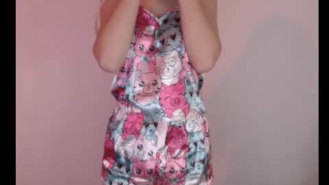 Snapshot of aubrey_rock chatting on 03/11/25, 12:54 Aubrey online show from 03/11/25, 12:54