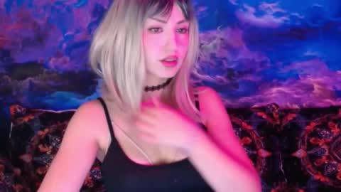 Snapshot of aubrey_rock chatting on 12/16/25, 09:09 Aubrey online show from 12/16/25, 09:09