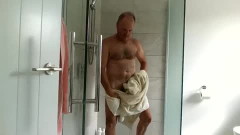 auckland26 online show from 01/14/26, 03:34