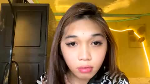 audre675219 online show from 11/17/25, 05:08