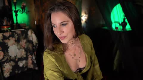 Snapshot of audrey_ chatting on 11/04/25, 06:12 Audrey online show from 11/04/25, 06:12