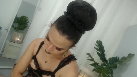 Snapshot of audreybitch22 chatting on 10/24/25, 09:33 Audrey online show from 10/24/25, 09:33