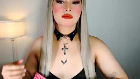 Snapshot of audreyholloway chatting on 03/17/26, 07:33 Audrey online show from 03/17/26, 07:33