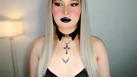 Snapshot of audreyholloway chatting on 03/27/26, 07:14 Audrey online show from 03/27/26, 07:14