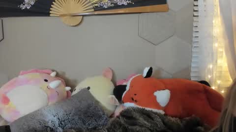 AudreyAlien online show from 11/23/25, 04:23