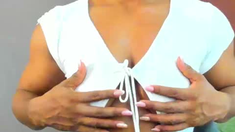 Snapshot of audry_montero1 chatting on 09/16/25, 08:10 Audry online show from 09/16/25, 08:10