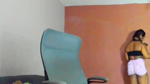 Snapshot of audry_montero1 chatting on 09/25/25, 10:02 Audry online show from 09/25/25, 10:02