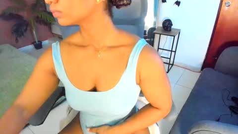Snapshot of audry_montero1 chatting on 10/12/25, 03:11 Audry online show from 10/12/25, 03:11