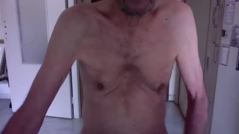 Snapshot of auguste061400 chatting on 02/28/25, 09:25 auguste061400 online show from 02/28/25, 09:25