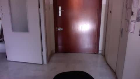 Snapshot of auguste061400 chatting on 03/07/25, 08:23 auguste061400 online show from 03/07/25, 08:23