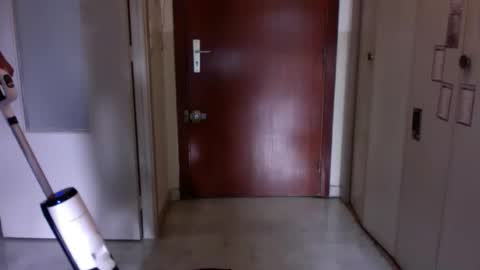 Snapshot of auguste061400 chatting on 10/27/25, 08:40 auguste061400 online show from 10/27/25, 08:40