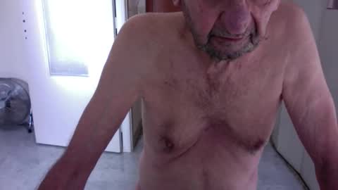 Snapshot of auguste688483 chatting on 02/13/26, 09:05 auguste688483 online show from 02/13/26, 09:05