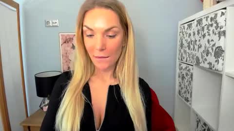 AulloraSensual online show from 12/30/24, 10:21