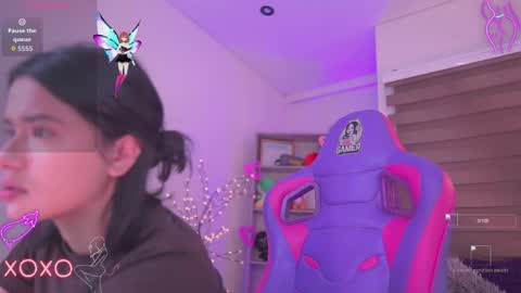 aura_rouss online show from 09/30/25, 01:16