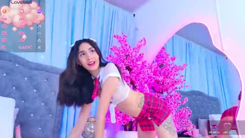 Snapshot of auraross chatting on 02/06/25, 07:18 Aura online show from 02/06/25, 07:18