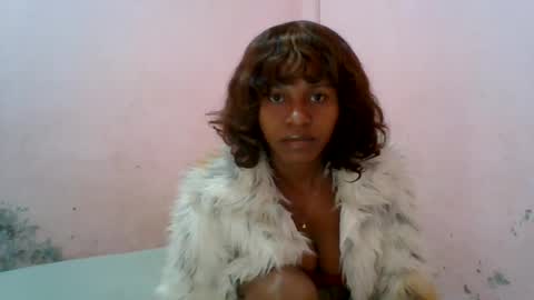 Snapshot of aurelia107 chatting on 06/30/26, 05:52 aurelia107 online show from 06/30/26, 05:52
