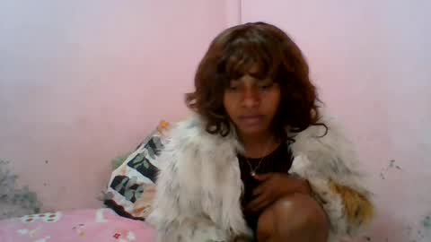 Snapshot of aurelia107 chatting on 07/04/26, 12:06 aurelia107 online show from 07/04/26, 12:06