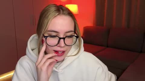 aurelia_voss online show from 02/19/26, 06:31