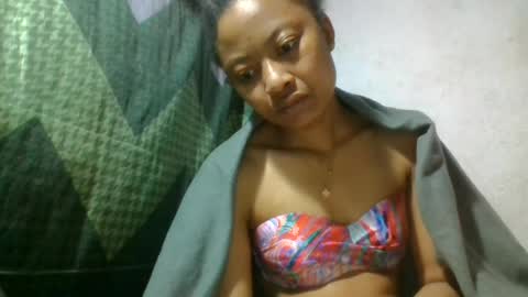 Snapshot of aurelie08 chatting on 06/22/26, 02:13 aurelie08 online show from 06/22/26, 02:13