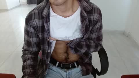 Snapshot of aureliv1 chatting on 03/07/26, 09:12 Aureliano online show from 03/07/26, 09:12